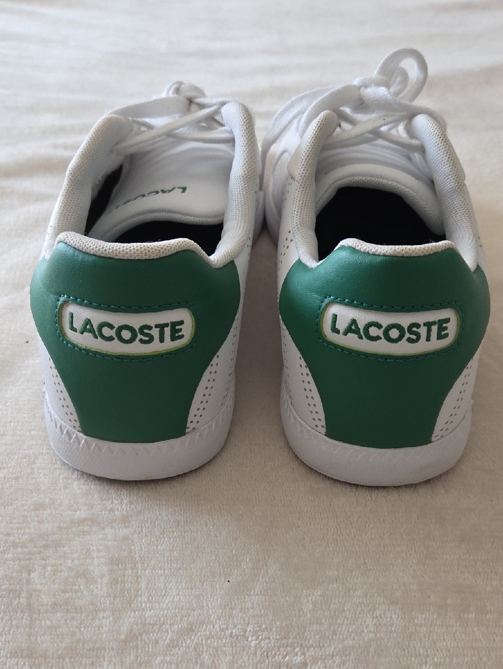 Great Condition Men's Lacoste White Leather Sneakers, Size 10.5 - Picture 4 of 8